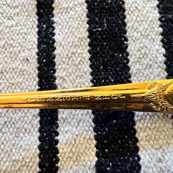 VINTAGE '89 John F. Kennedy FRIENDSHIP SOUVENIR SPOON Rogers 6" - Picture 3 of 7
